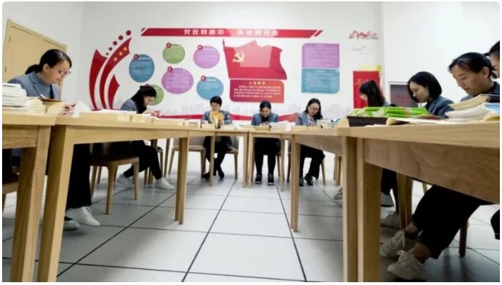 抓教学常规 促教师成长 | 莫恩公学开展教学常规检查活动